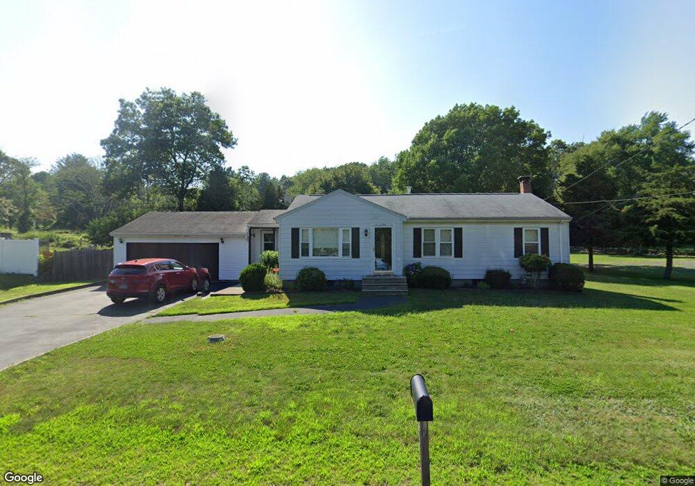 204 Chase Rd, North Dartmouth, MA 02747 - photo 1