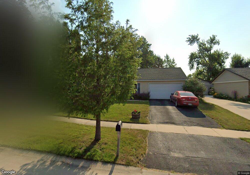 625 Jonadel Ln NW, Cedar Rapids, IA 52405 - photo 1