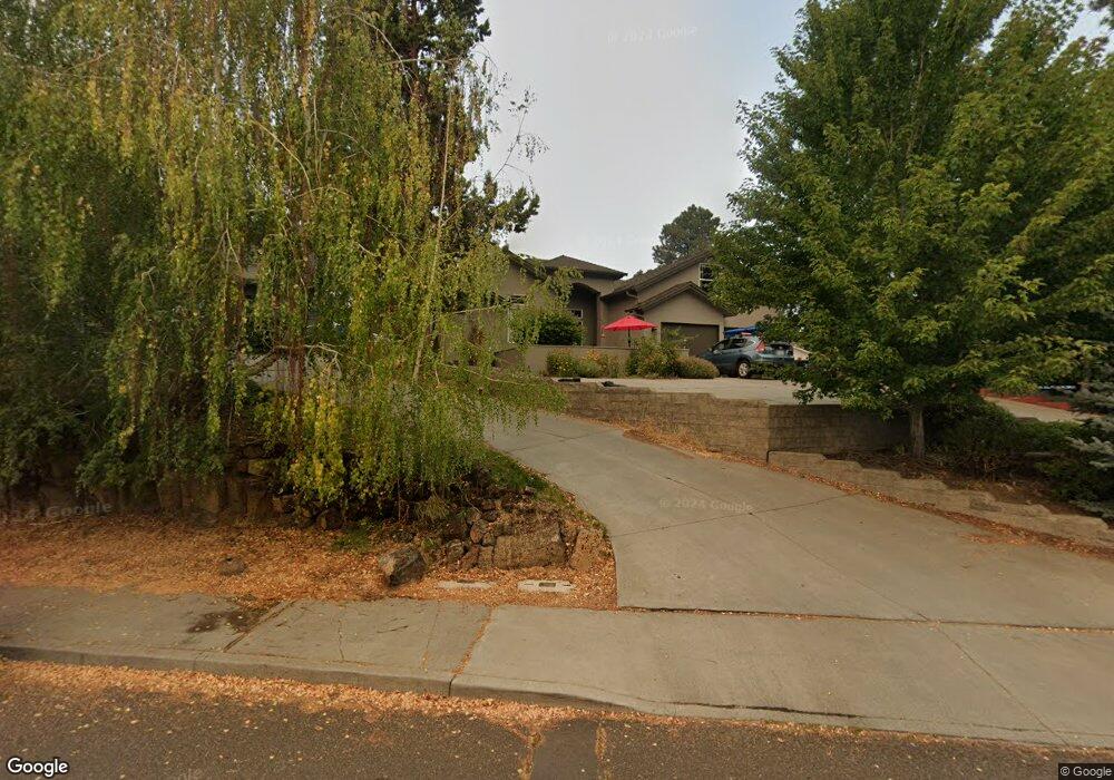 191 NE Alpenview Ln, Bend, OR 97701 - photo 1
