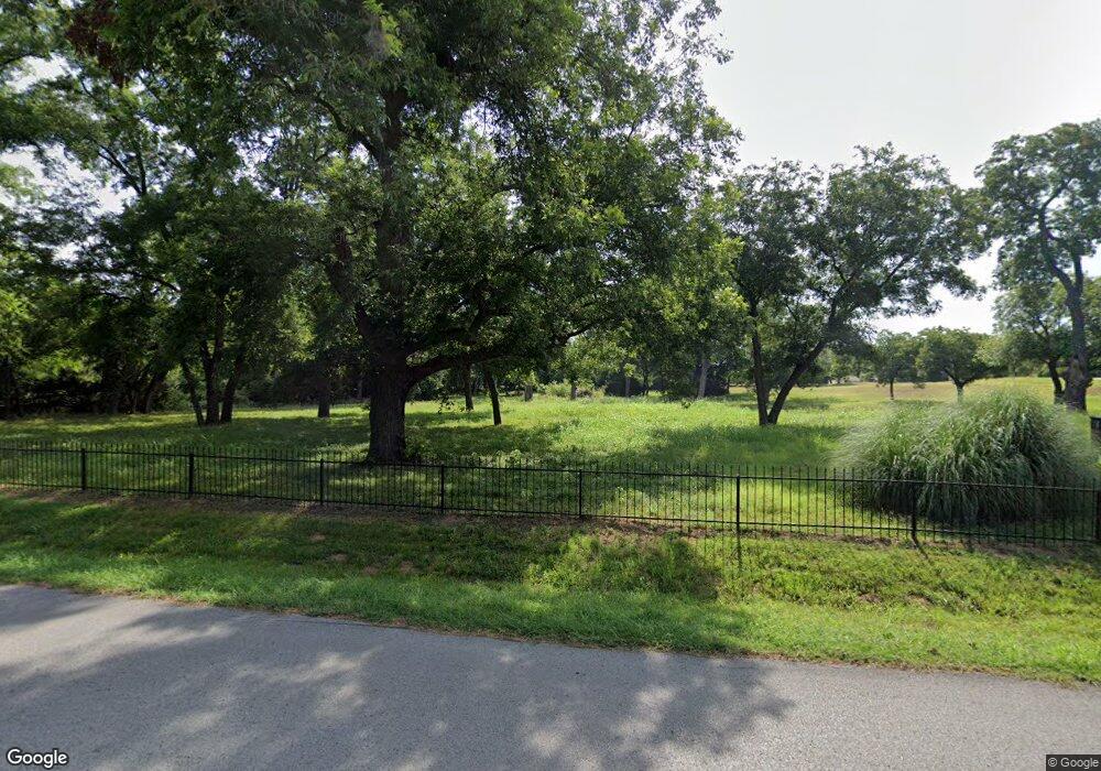 301 Acorn Dr, Decatur, TX 76234 - photo 1