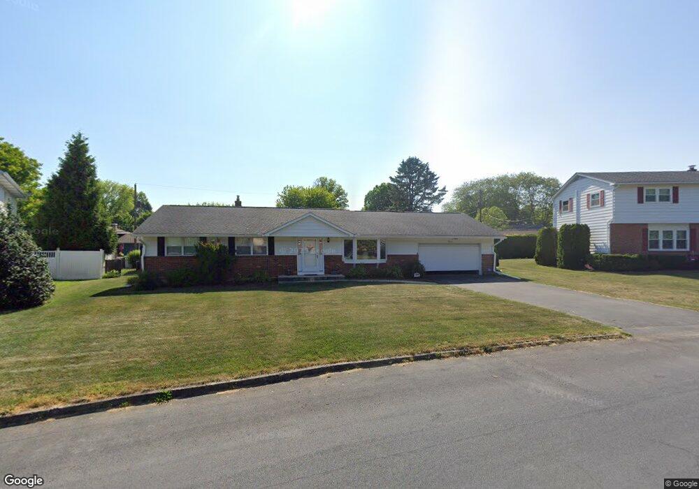 7171 Linden Rd, Macungie, PA 18062 - photo 1