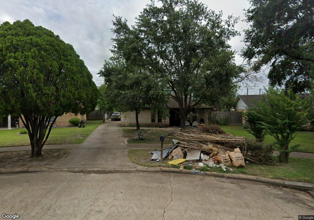 5702 Hoover St, Houston, TX 77092 - photo 1