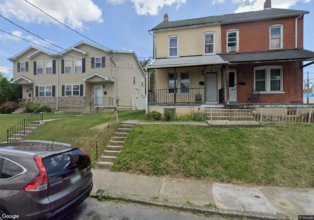 933 S Meadow St, Allentown, PA 18103 - photo 1