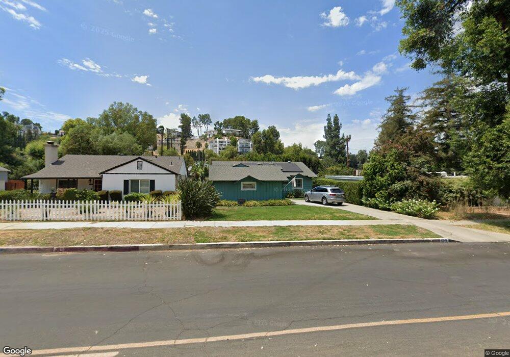 5209 Comercio Ave, Woodland Hills, CA 91364 - photo 1