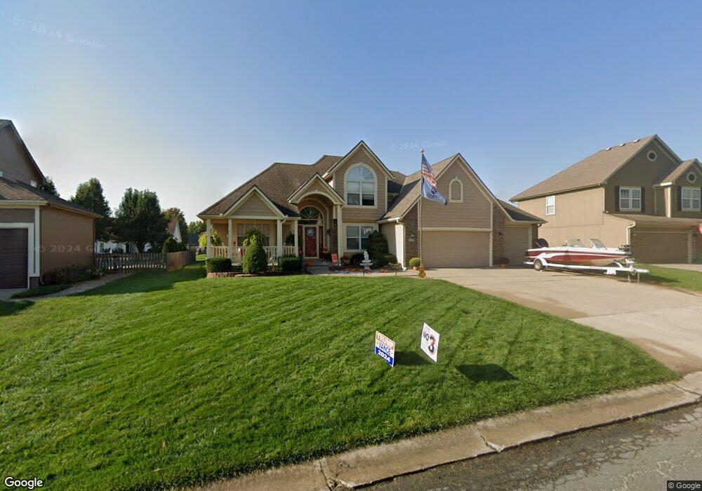 319 SW Seaside Sparrow St, Lees Summit, MO 64082 - photo 1