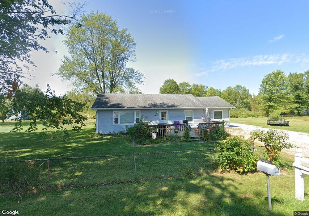 5234 S Vine St, Columbus, IN 47201 - photo 1