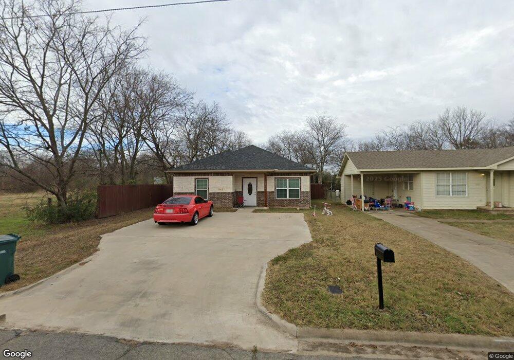 1911 E Cole Ave, Sherman, TX 75090 - photo 1