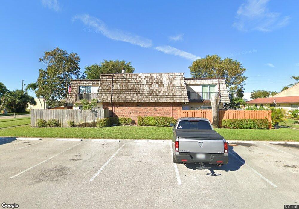 4407 Woodstock Dr, West Palm Beach, FL 33409 - photo 1