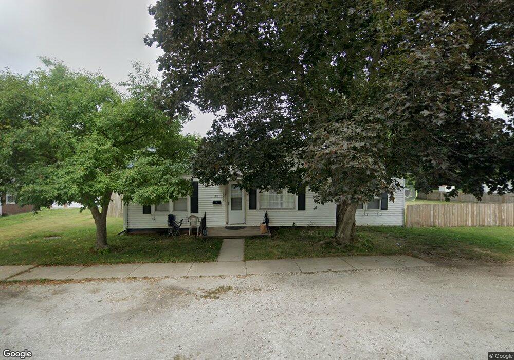 251 N Morgan St, Virginia, IL 62691 - photo 1
