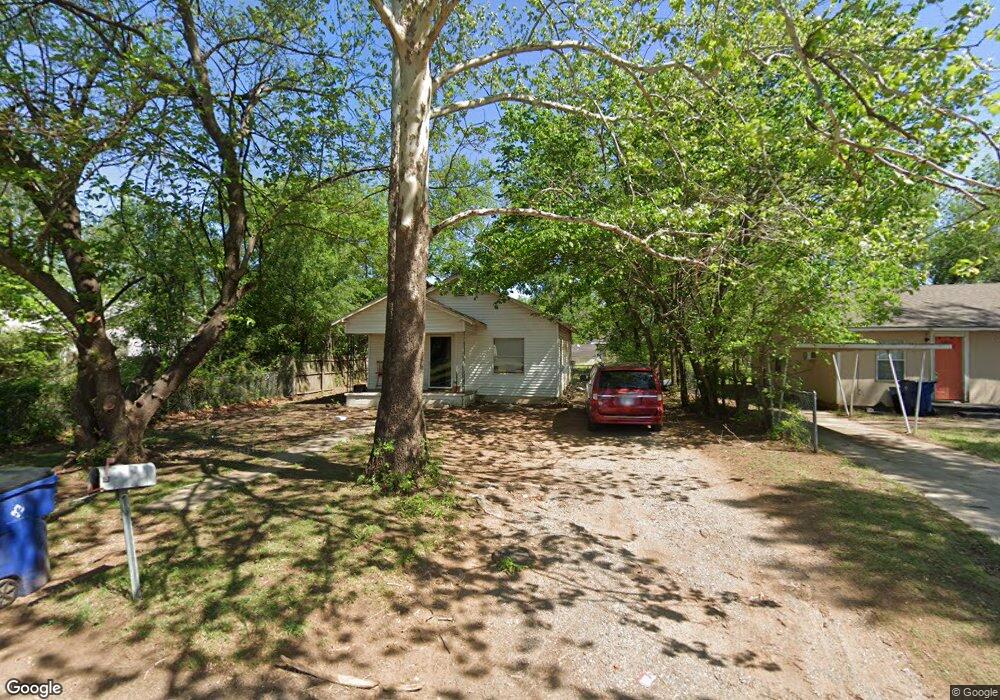 707 W Hackberry Ave, Duncan, OK 73533 - photo 1