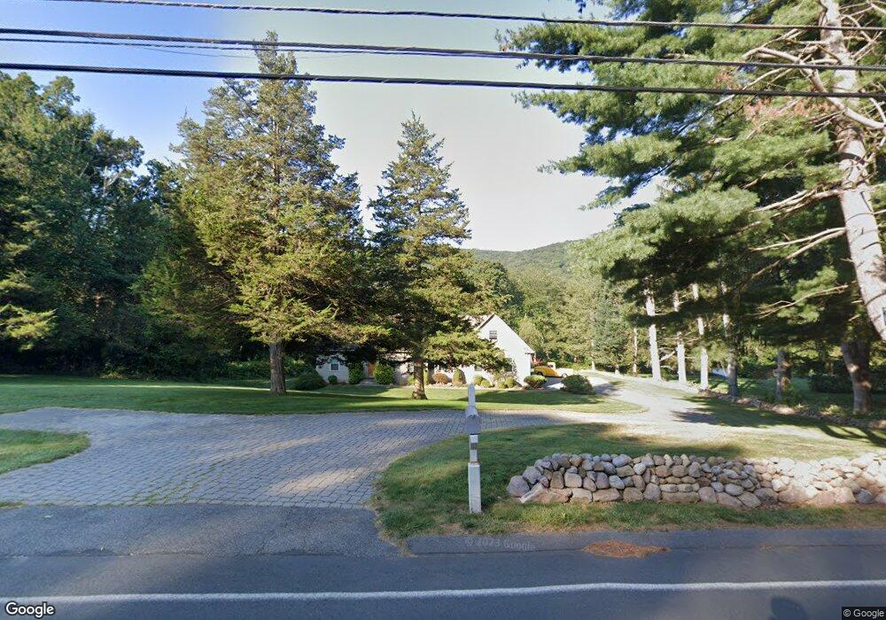 795 Mountain Rd, Cheshire, CT 06410 - photo 1