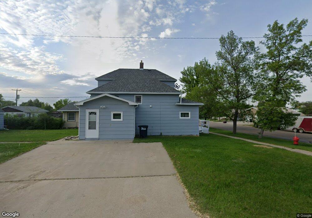 424 Eggert St, Turtle Lake, ND 58575 - photo 1