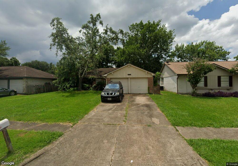 16422 Paint Rock Rd, Friendswood, TX 77546 - photo 1