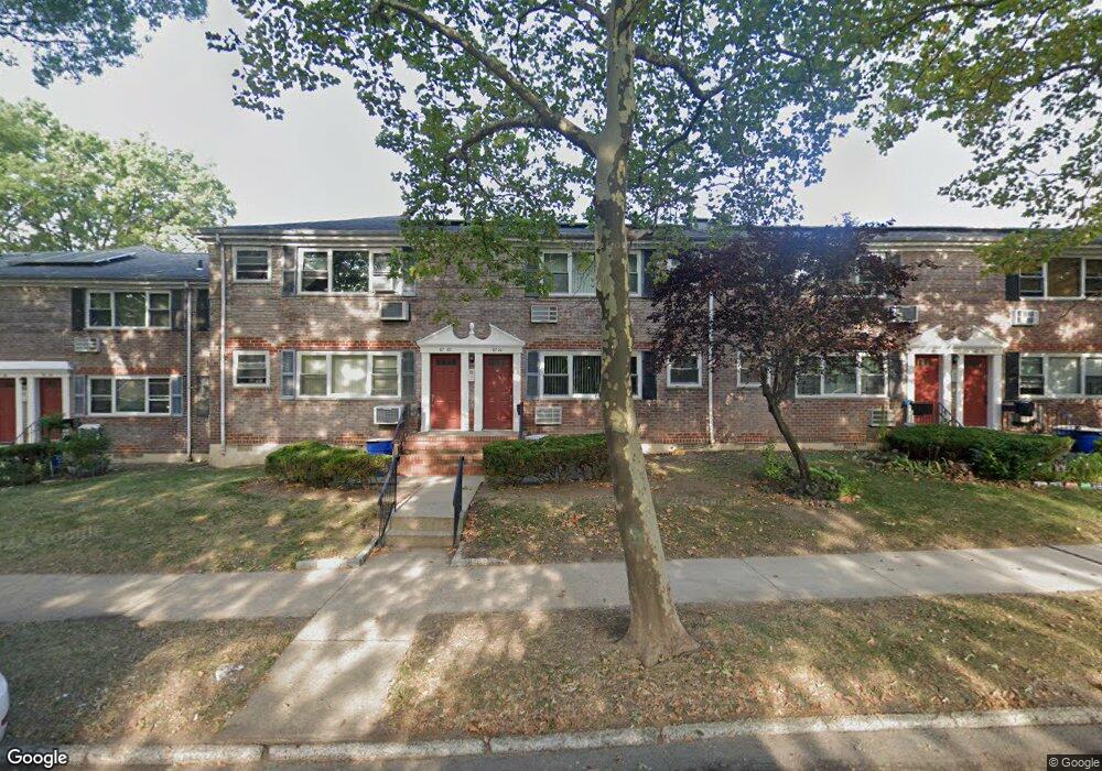 67-20 152nd St, Flushing, NY 11367 - photo 1