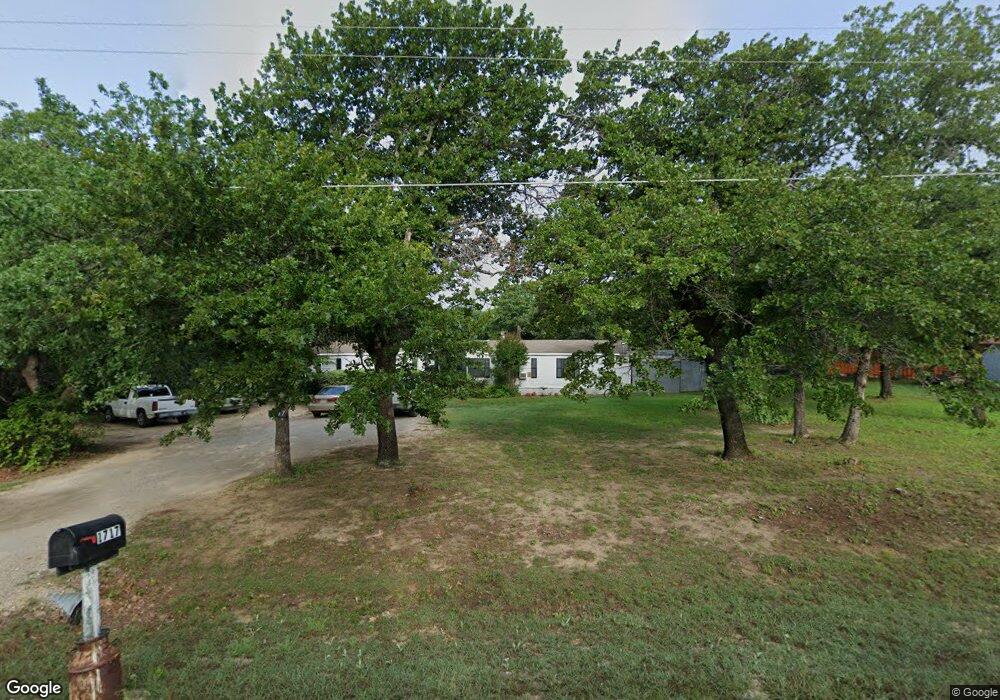 1717 Michael Ln, Weatherford, TX 76085 - photo 1