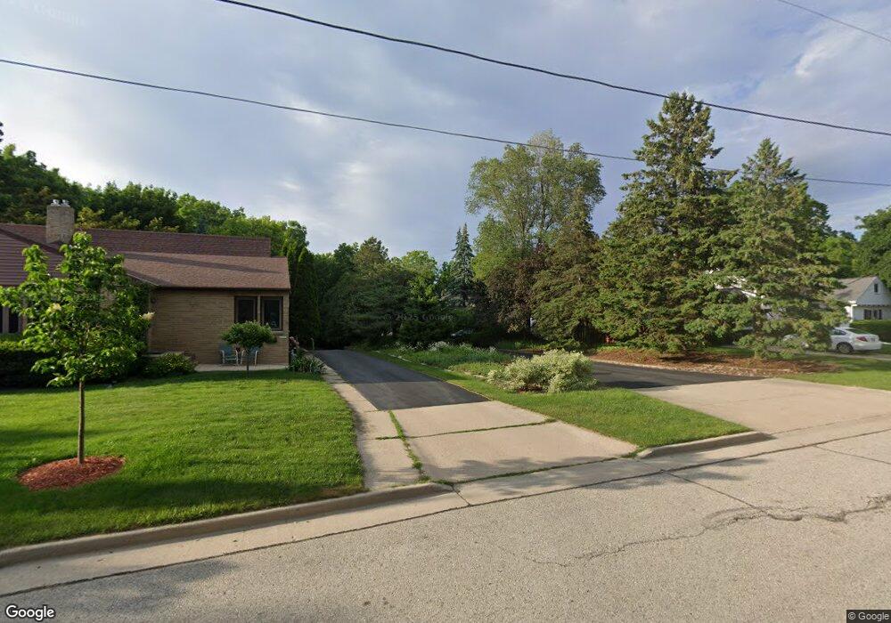 12896 W Lancaster Ave, Butler, WI 53007 - photo 1