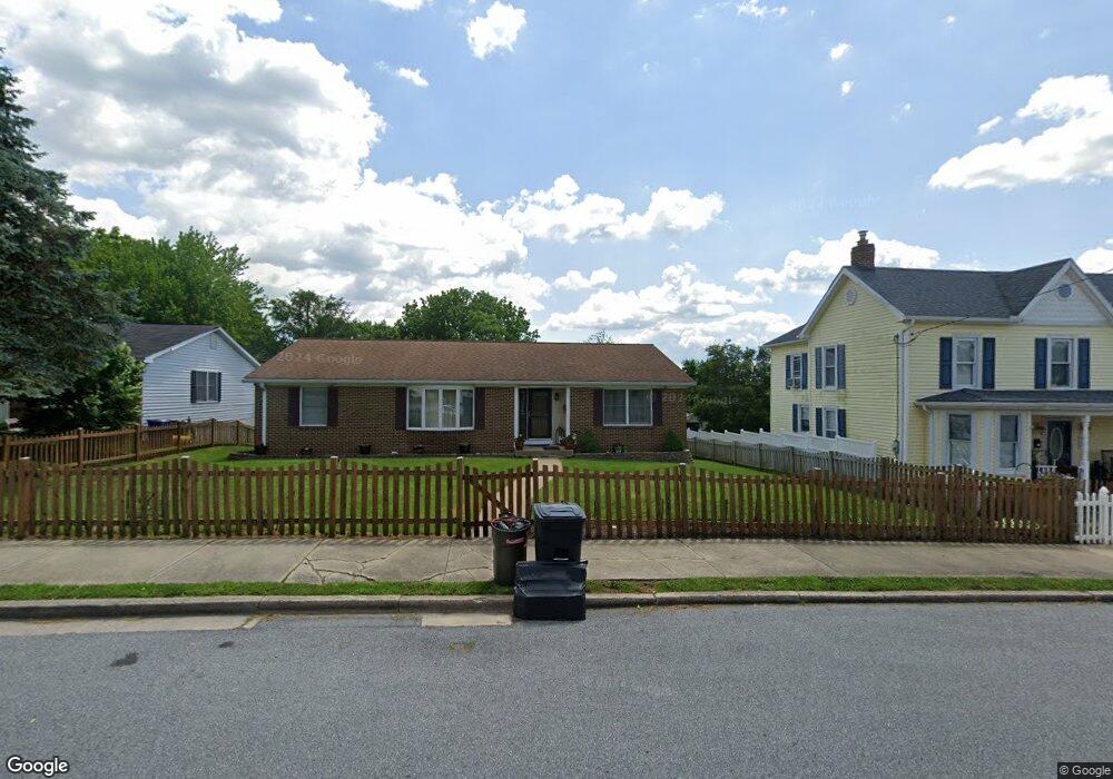 208 9th Ave, Brunswick, MD 21716 - photo 1