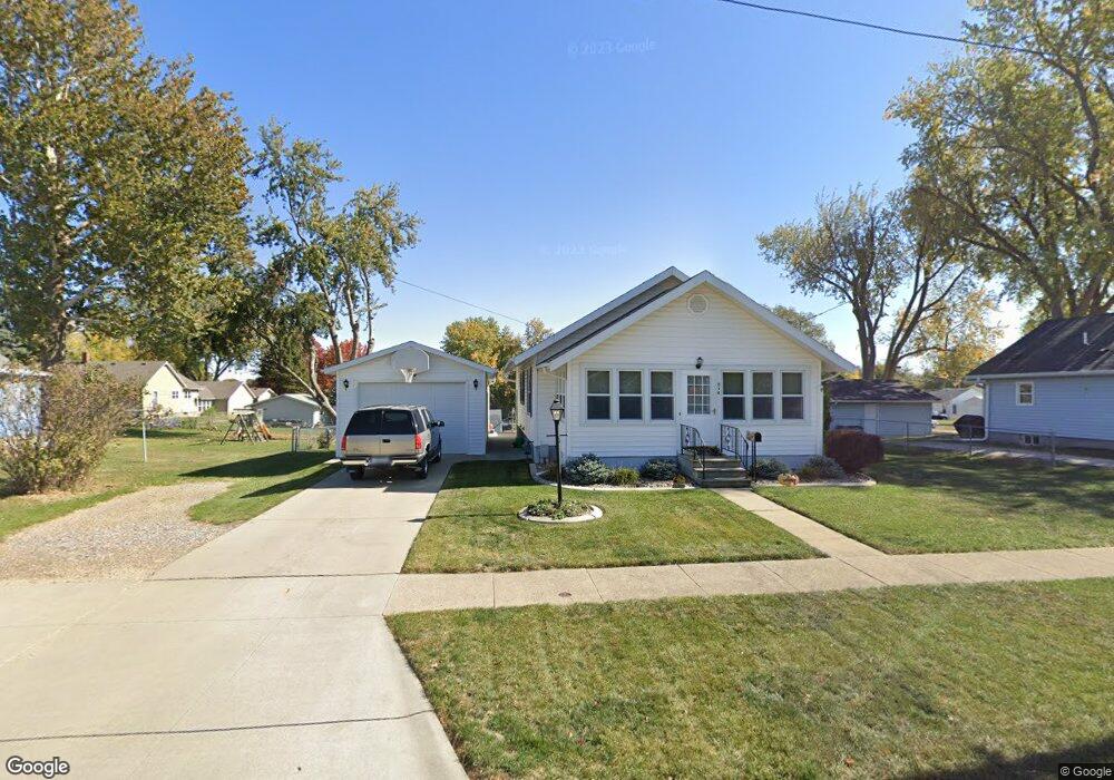 514 E 11th St S unit B, Newton, IA 50208 - photo 1