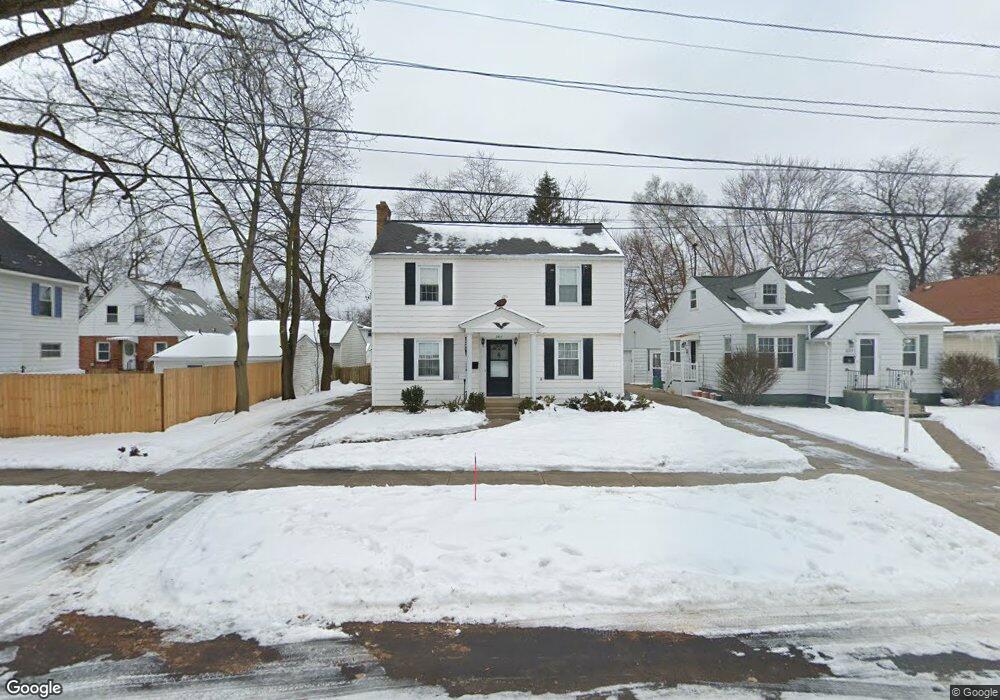 2011 Emerald Ave NE, Grand Rapids, MI 49505 - photo 1