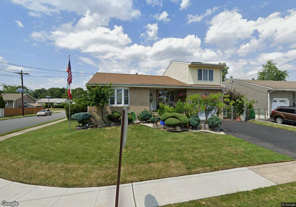 76 Jeffery Rd, Colonia, NJ 07067 - photo 1