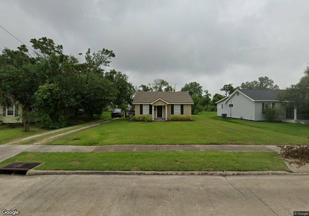 325 W Lagrange St, Lake Charles, LA 70605 - photo 1
