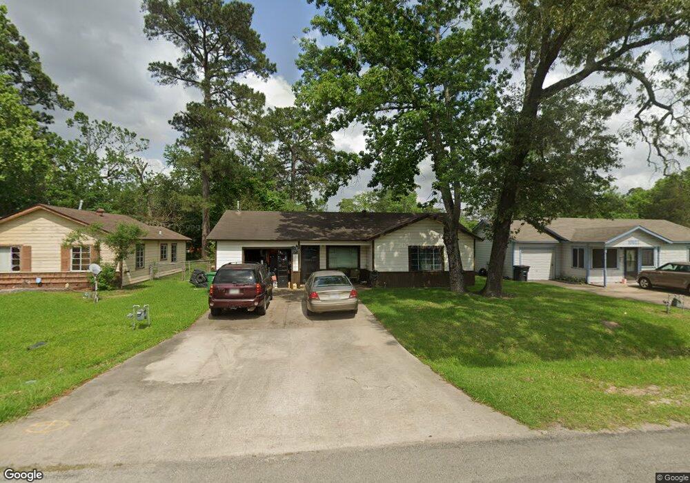10526 Bucknell Rd, Houston, TX 77016 - photo 1