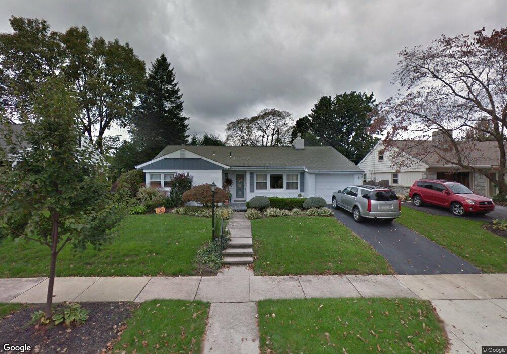 1649 Dauphin Ave, Reading, PA 19610 - photo 1