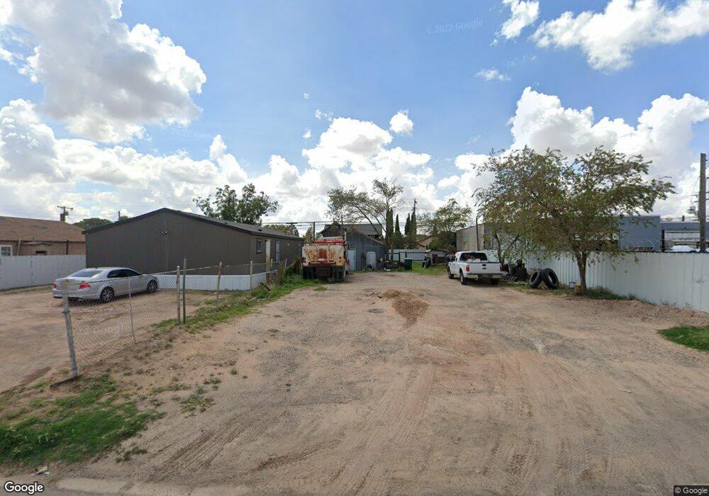 213 E Skelly St, Hobbs, NM 88240 - photo 1