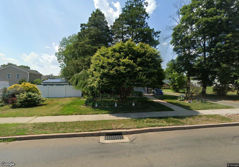 426 Thompson Ave, East Haven, CT 06512 - photo 1