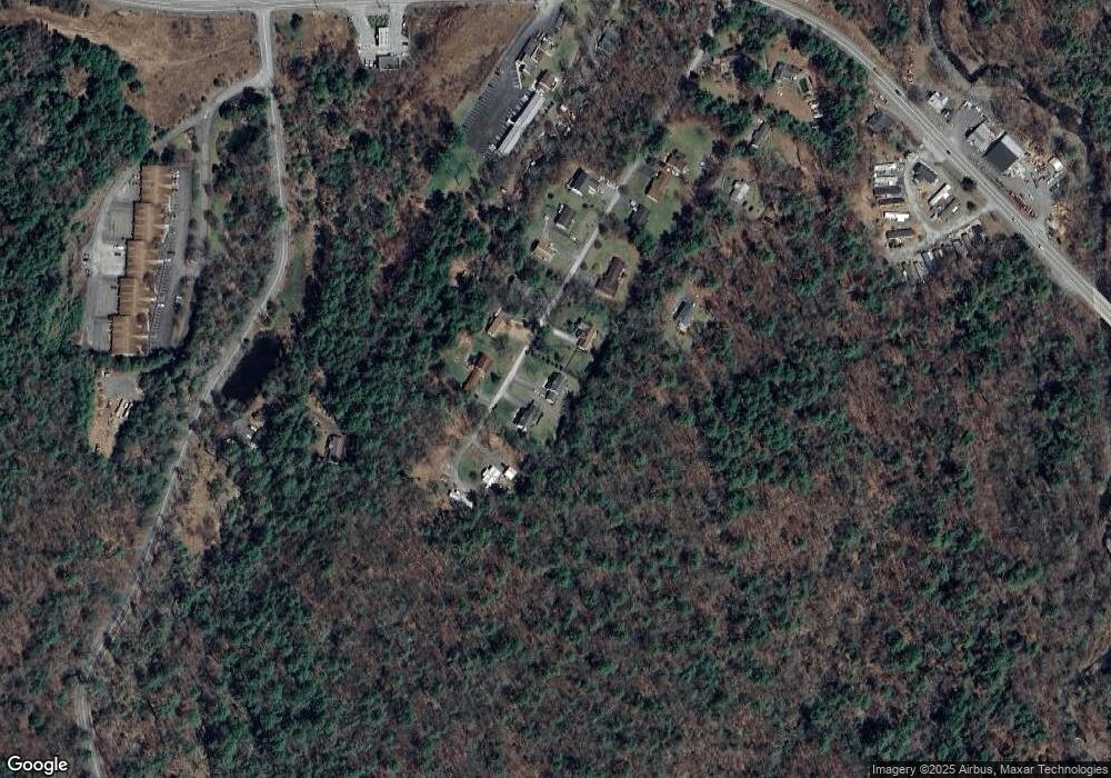 124 Miller Rd, Milford, PA 18337 - photo 1