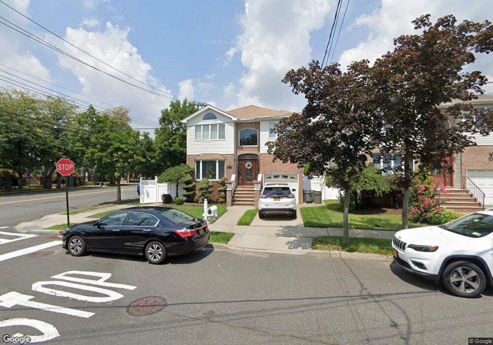 251 McBaine Ave, Staten Island, NY 10309 - photo 1