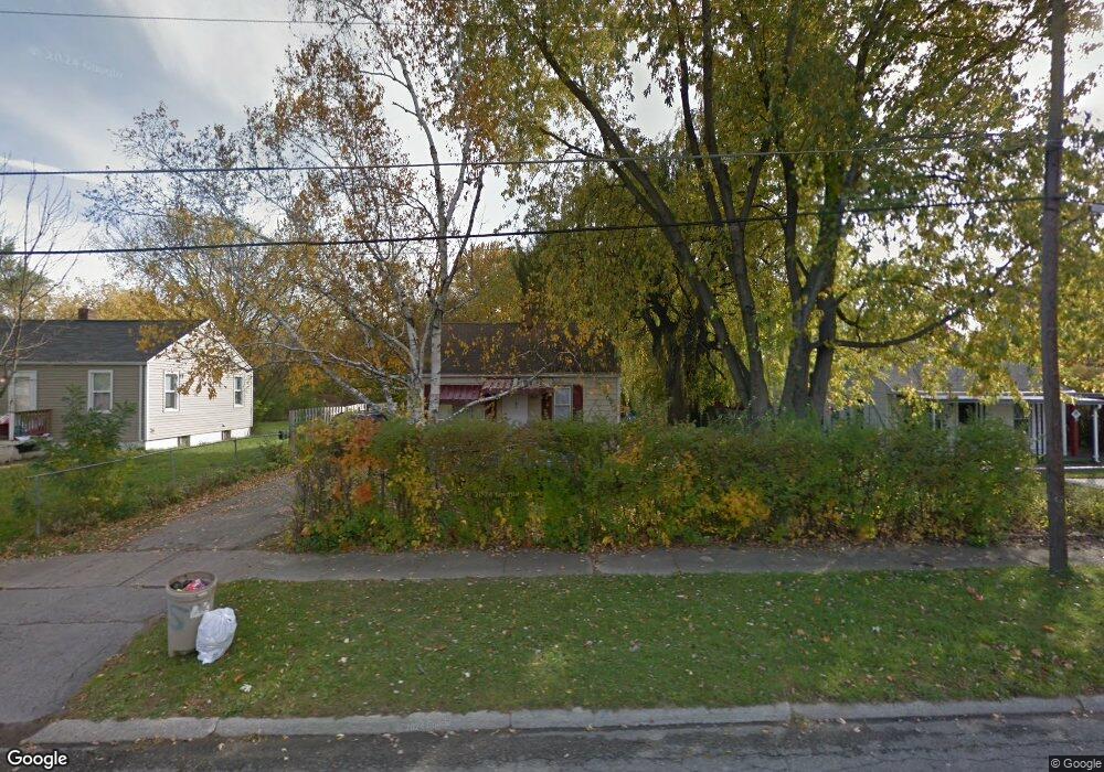 3908 Huggins Ave, Flint, MI 48506 - photo 1