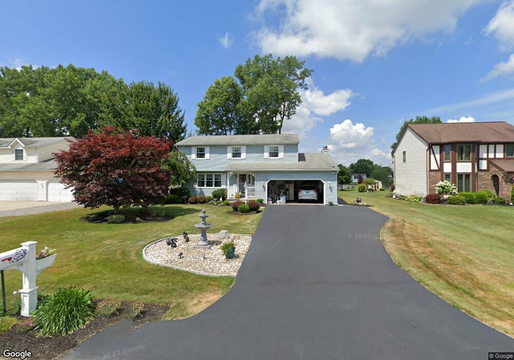 7276 Winbert Dr, North Tonawanda, NY 14120 - photo 1