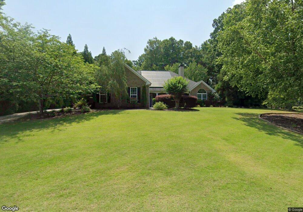 427 Southampton Cir, Hoschton, GA 30548 - photo 1