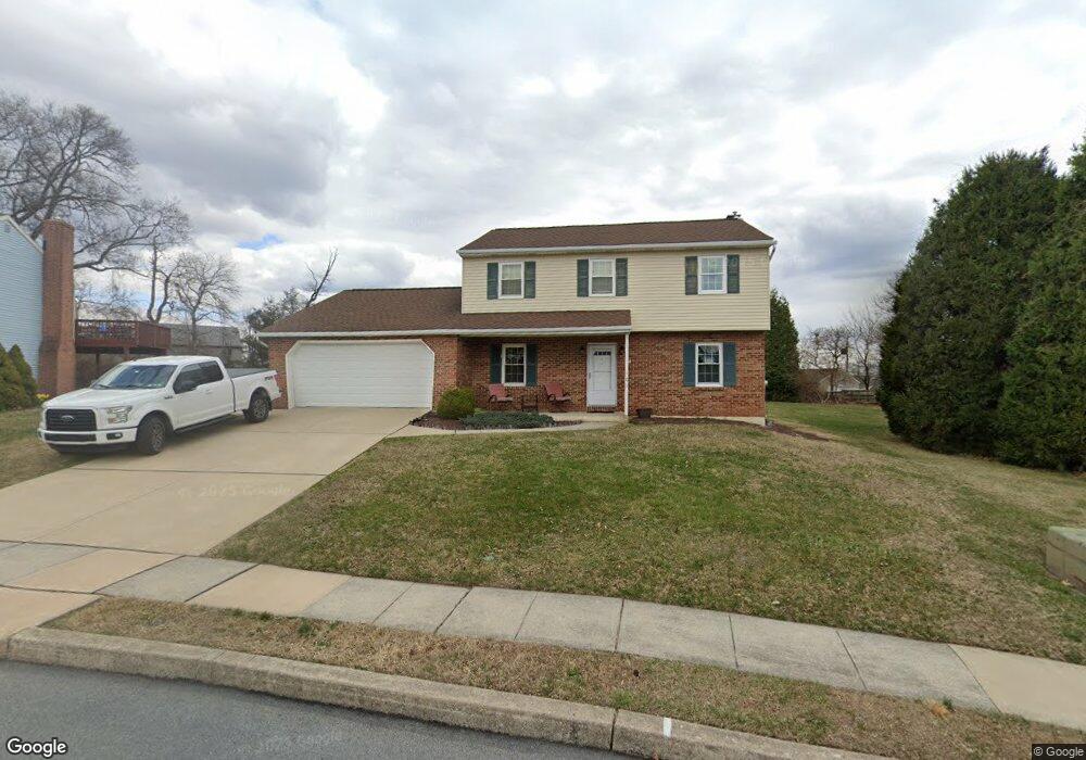 403 Crest Cir, Mohnton, PA 19540 - photo 1