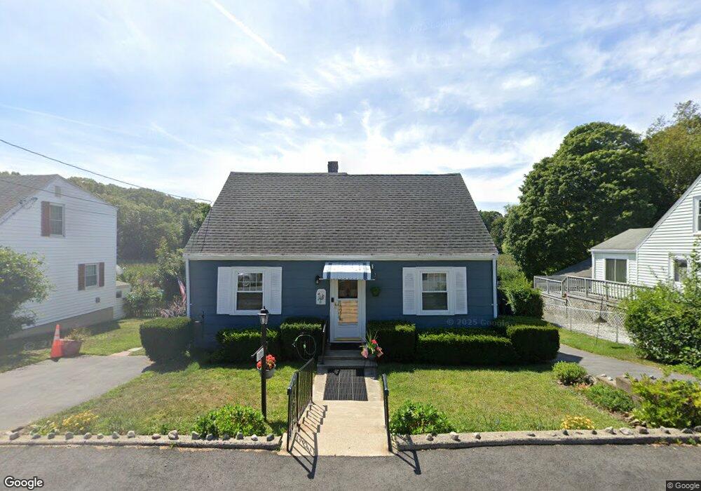 121 Weyham Rd, North Weymouth, MA 02191 - photo 1