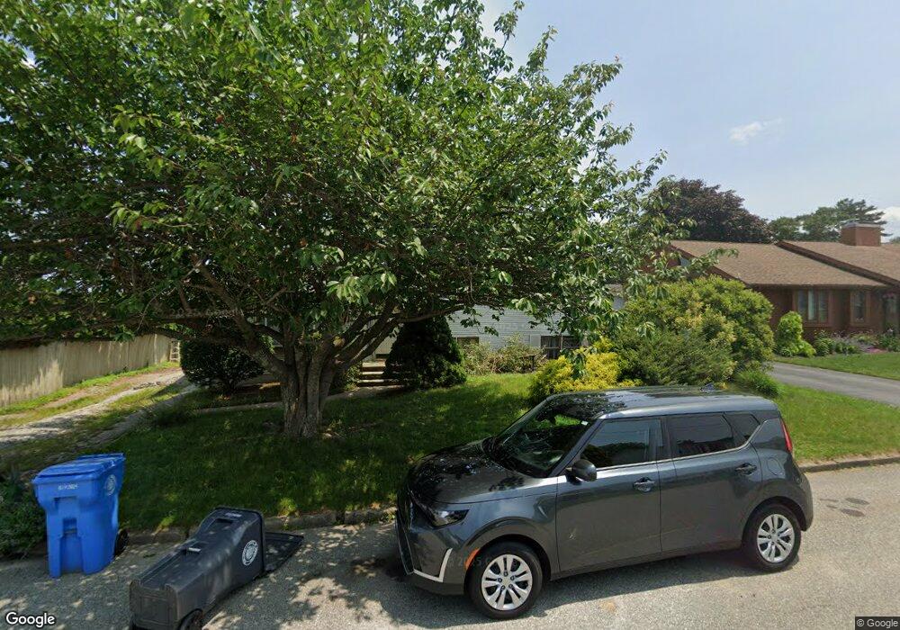 10 Geranium Cir, Cranston, RI 02920 - photo 1