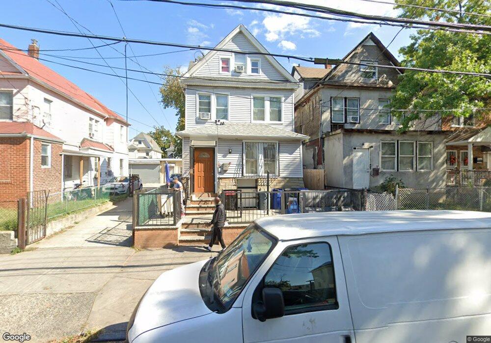 107-31 Guy R Brewer Blvd unit 2nd Fl, Jamaica, NY 11433 - photo 1