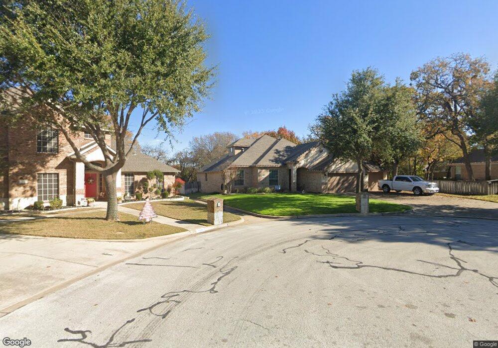 312 Frazier Dr, Hurst, TX 76053 - photo 1