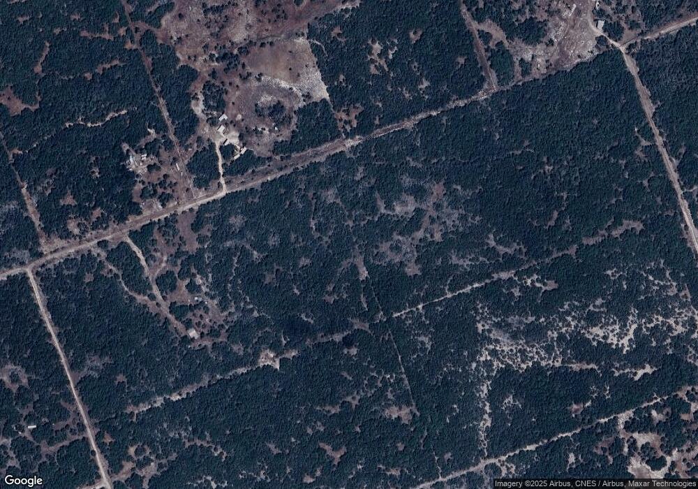 560 Private Road 235, Hondo, TX 78861 - photo 1