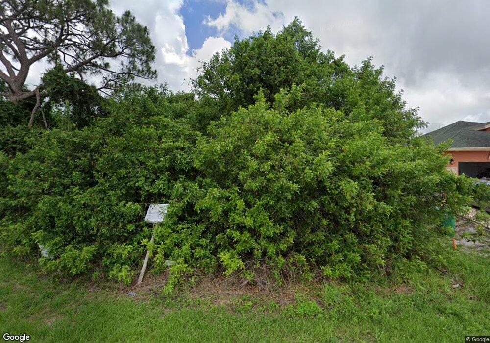 542 SW Fields Ave, Port Saint Lucie, FL 34953 - photo 1