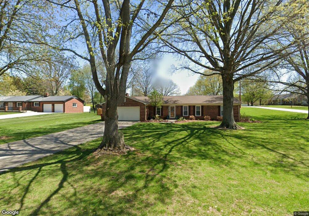 301 Plantation Ln, Frankfort, KY 40601 - photo 1