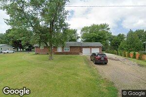 511 W 5th St, Golden, IL 62339