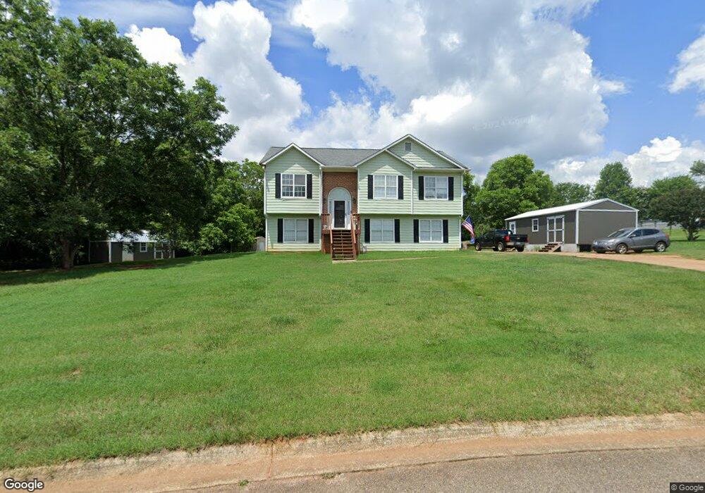 1312 Crestview Rd, Winder, GA 30680 - photo 1