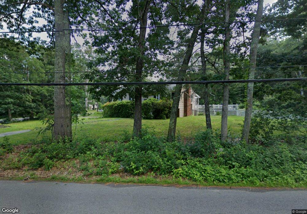 131 Goodhue Rd, Derry, NH 03038 - photo 1