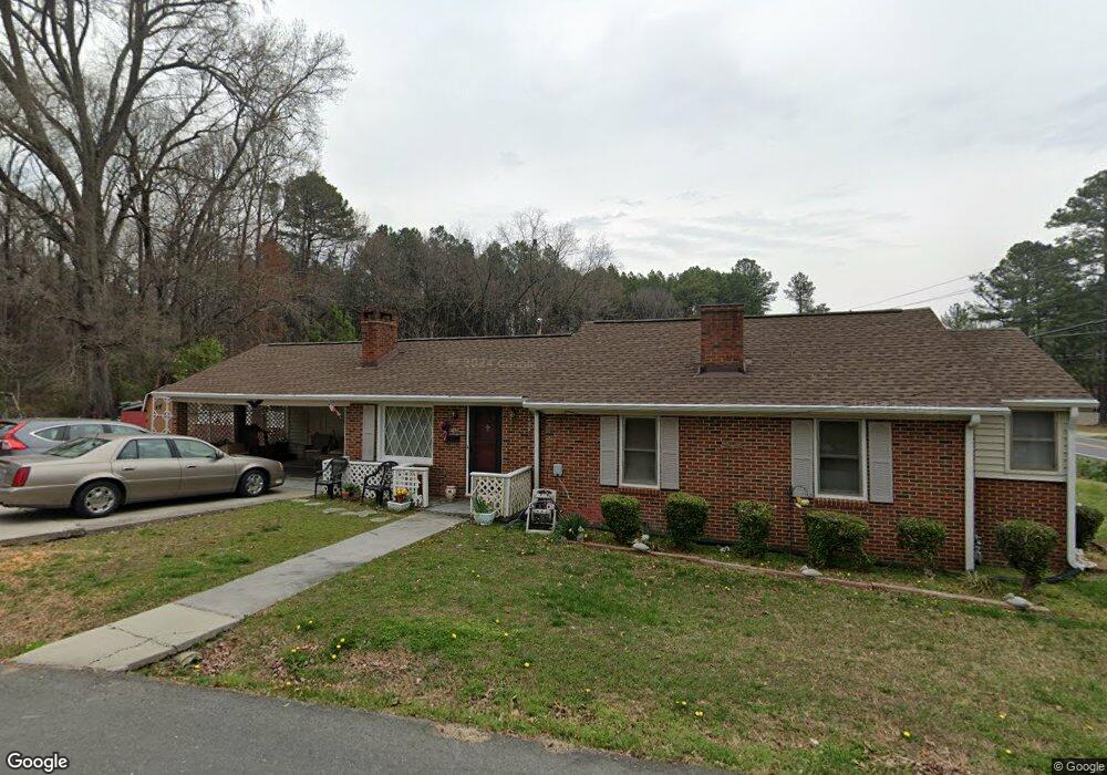 715 Hill St, Siler City, NC 27344 - photo 1