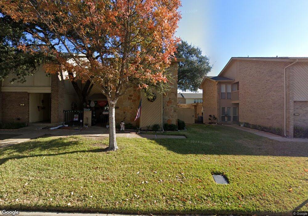 2909 Oak Shadow Cir, Bedford, TX 76021 - photo 1