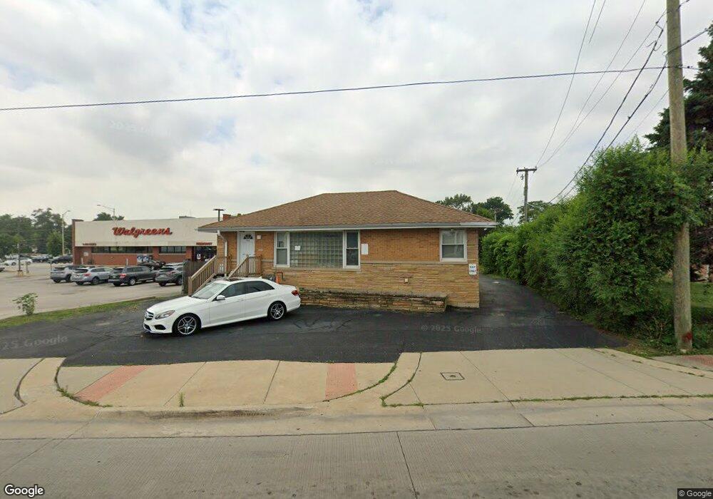 1556 Des Plaines River Rd, Des Plaines, IL 60018 - photo 1