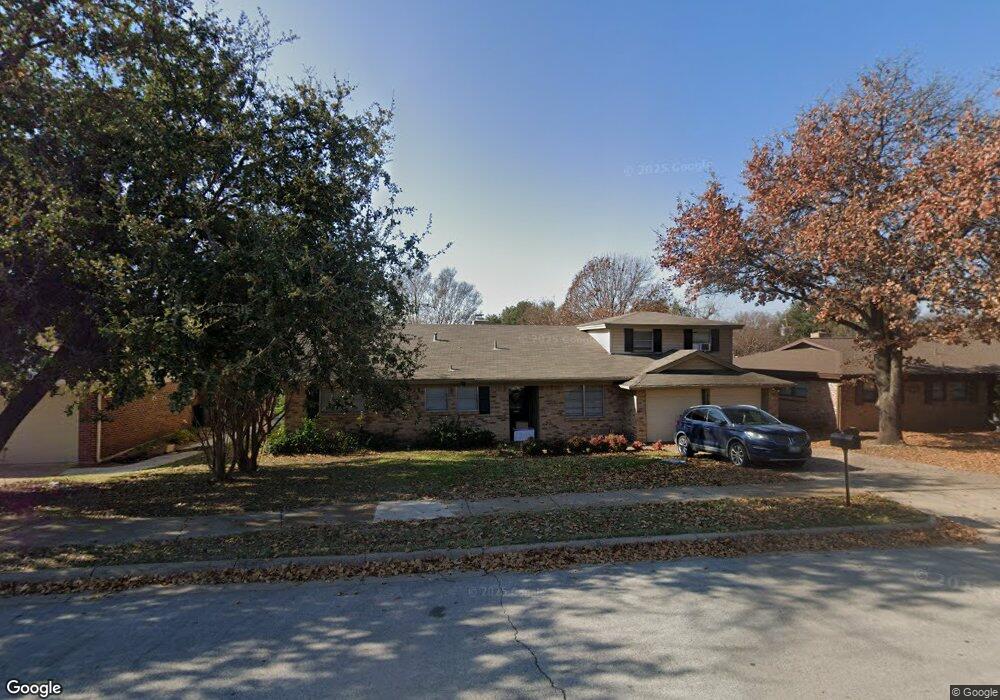 1121 Irwin Dr, Hurst, TX 76053 - photo 1