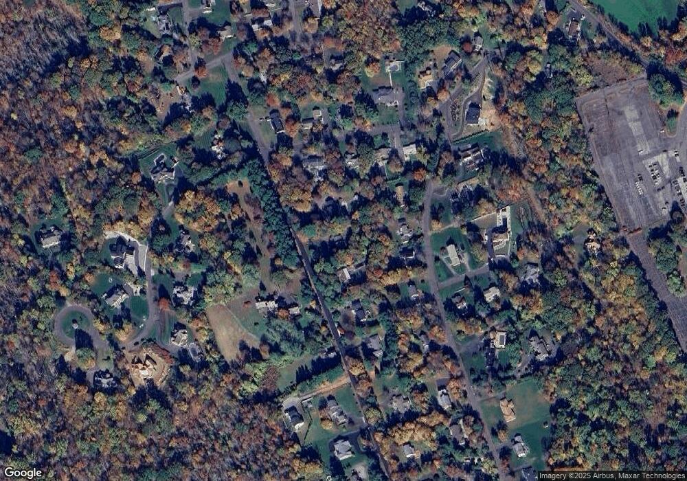 442 Three Mile Hill Rd, Middlebury, CT 06762 - photo 1